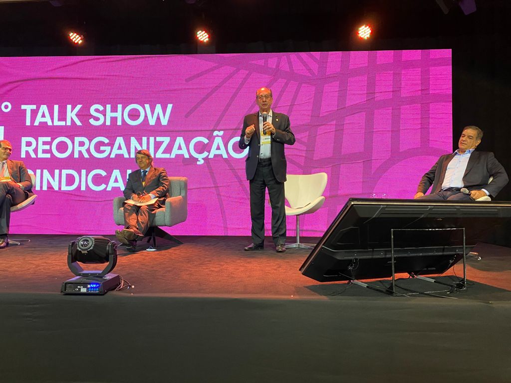 Ricardo Patah participa de evento sobre reorganização sindical